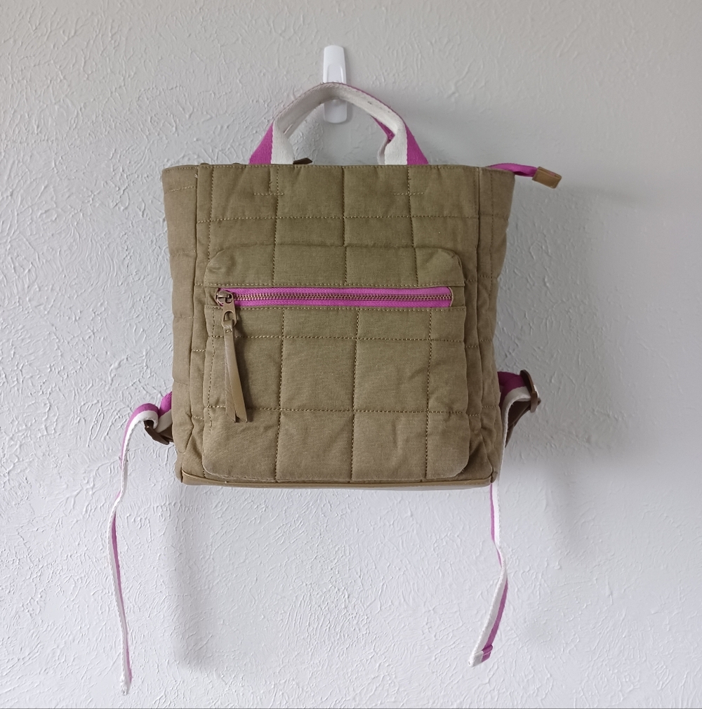 Quilted Universal Thread Backpack - image 3